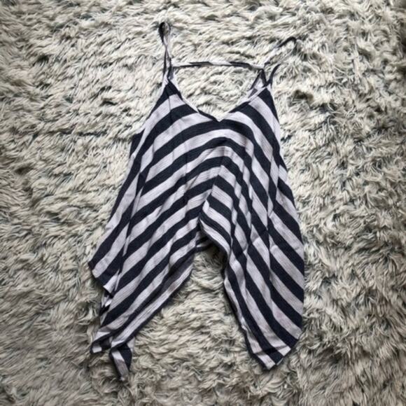 Nordstrom Soprano Blue & White Flared Flowy Tank Top XS - Picture 3 of 6